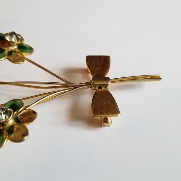 Relisted- vintage green flower bouquet brooch enamel gold tone floral pin - Picture 7 of 12